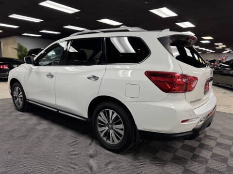 2019 Nissan Pathfinder S