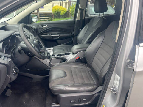 2016 Ford Escape SE