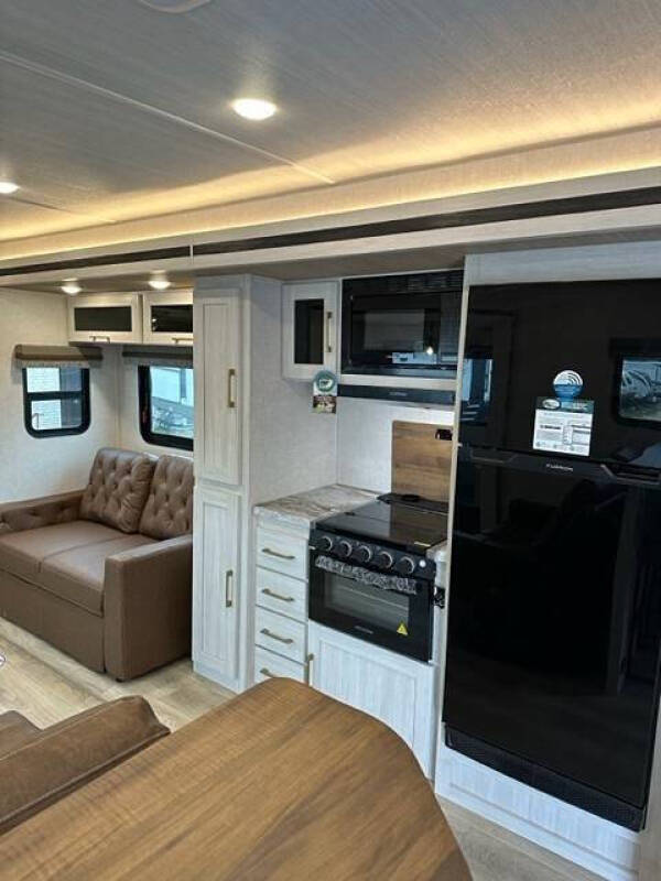 2024 Forest River Surveyor