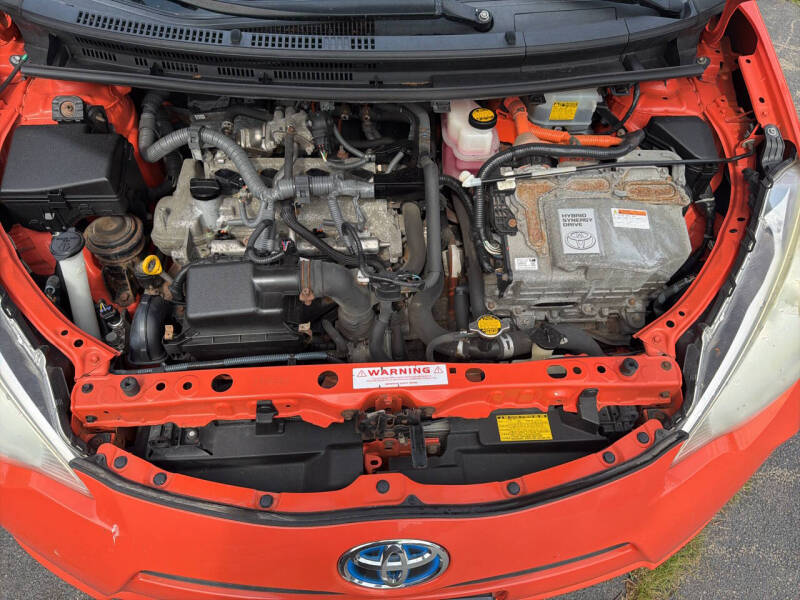 2013 Toyota Prius c Four