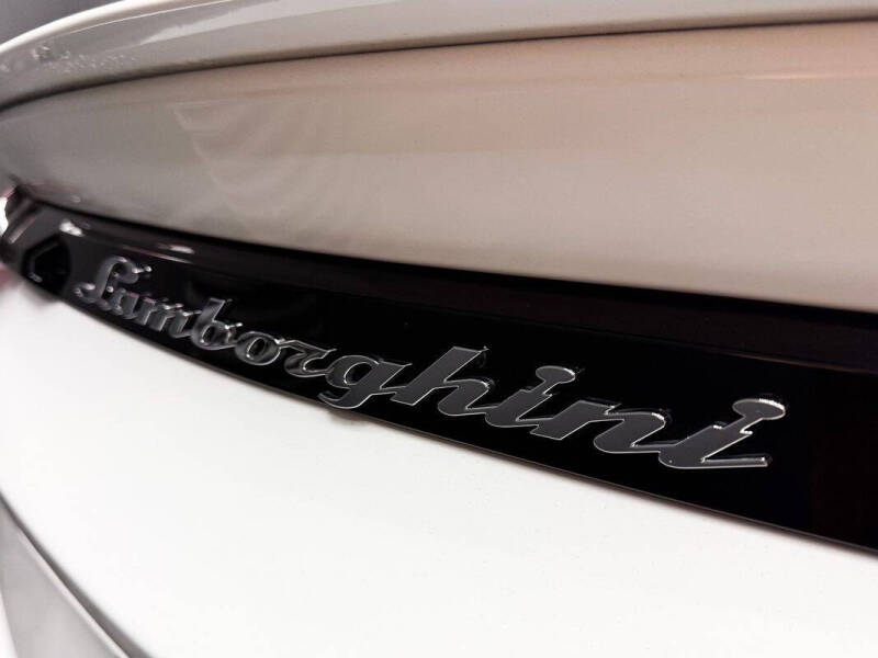 2022 Lamborghini Urus