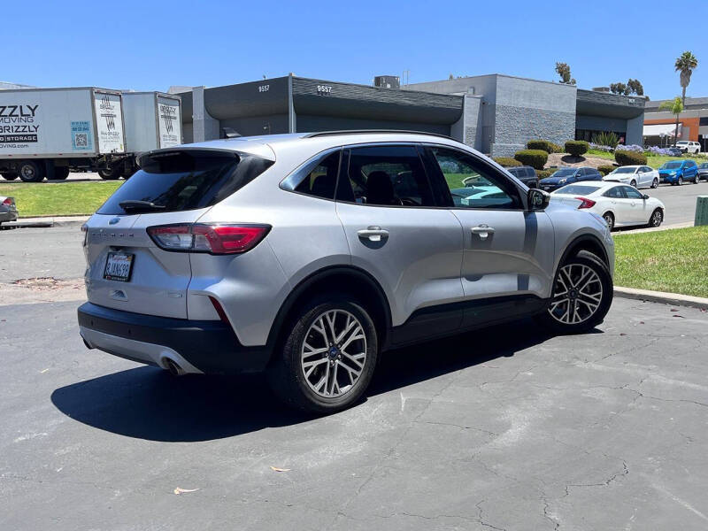 2020 Ford Escape SEL