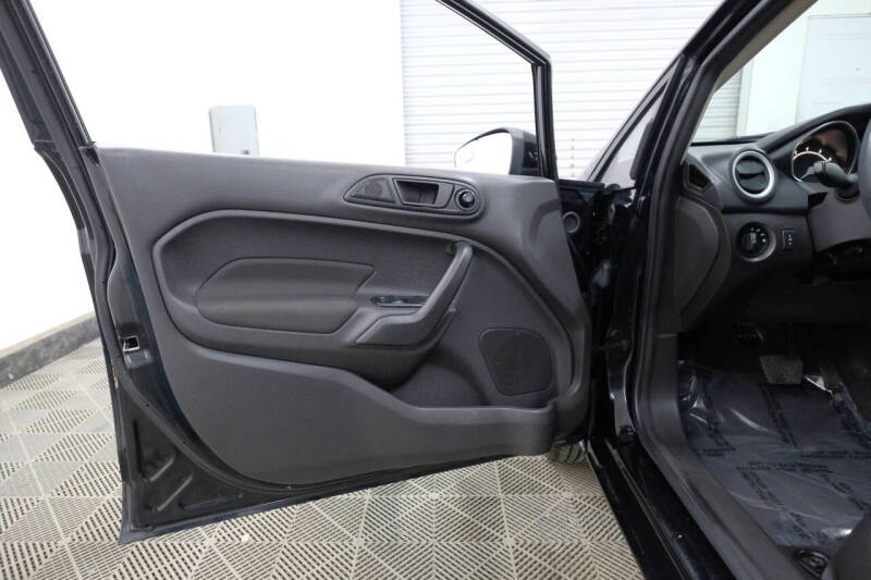 2017 Ford Fiesta SE