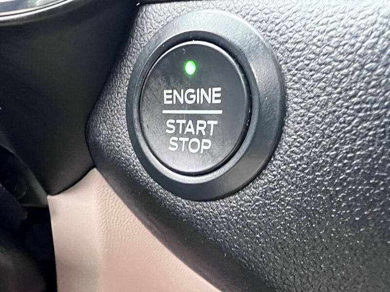 2020 Ford Escape Hybrid Titanium