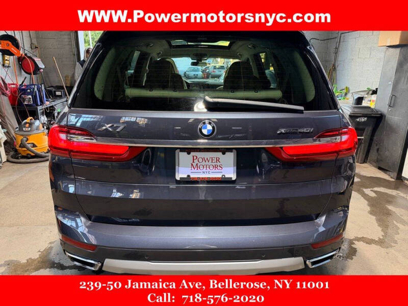 2022 BMW X7 xDrive40i