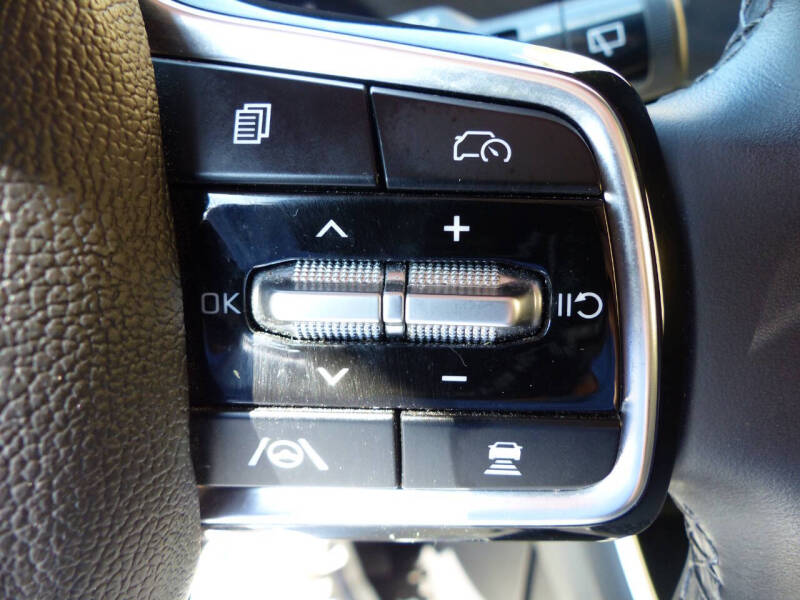 2025 Kia Carnival EX