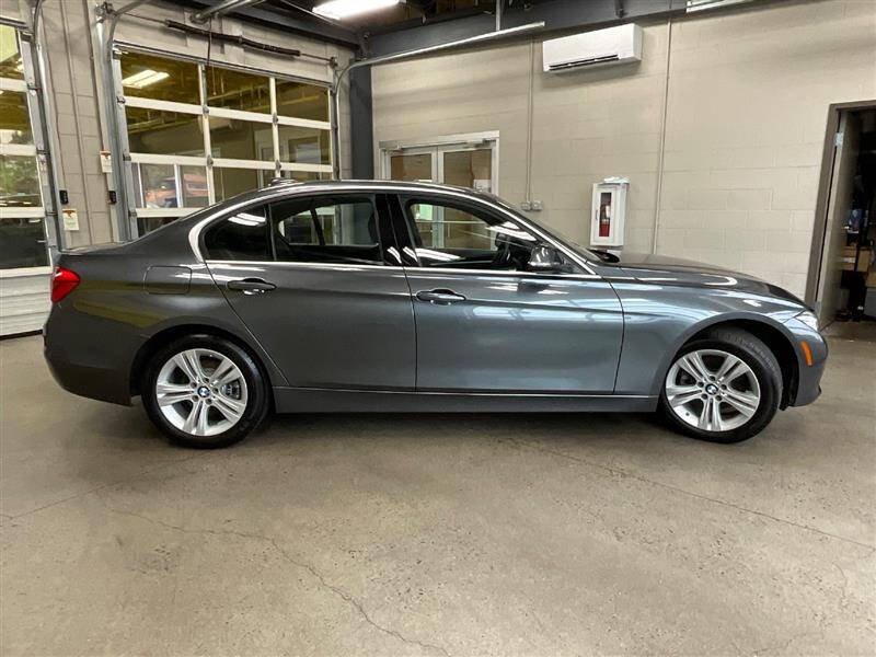 2018 BMW 3 Series 330i