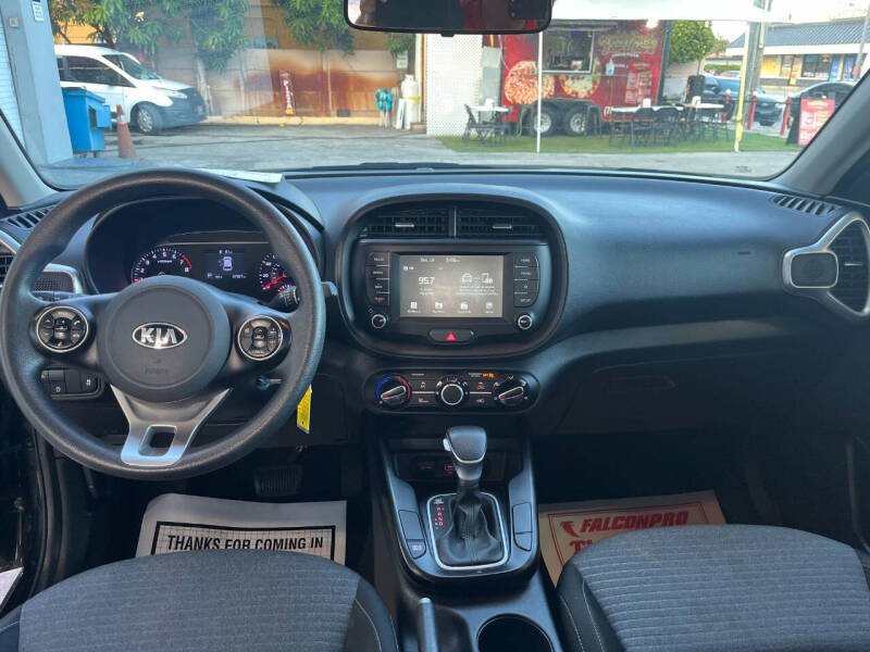 2021 Kia Soul S photo 9