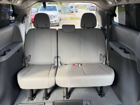 2019 Toyota Sienna XLE Premium 7-Passenger
