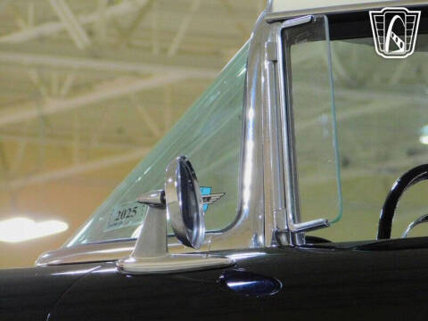 1956 Ford Thunderbird