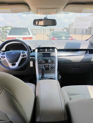 2012 Ford Edge SE