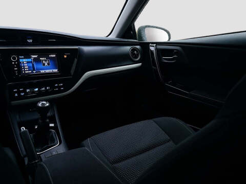 2017 Toyota Corolla iM