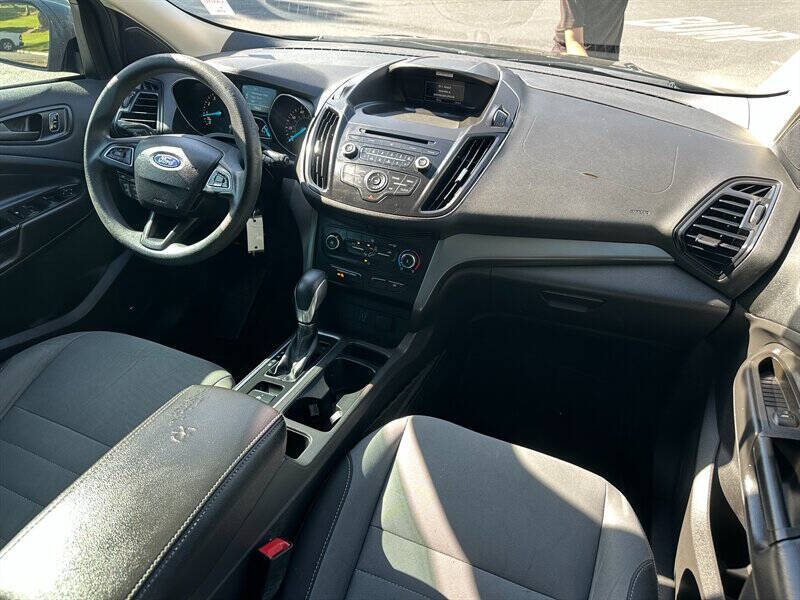 2017 Ford Escape S