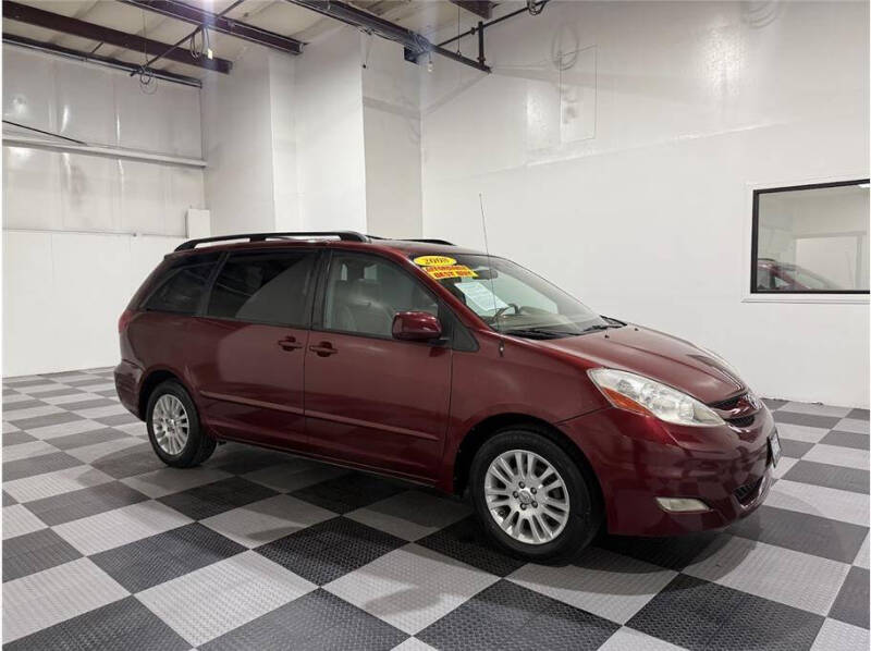 2008 Toyota Sienna