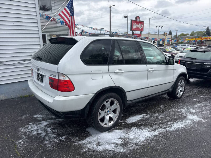 2000 BMW X5 4.4i