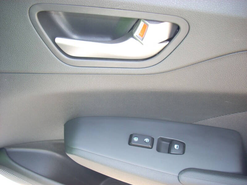 2022 Hyundai Accent SE