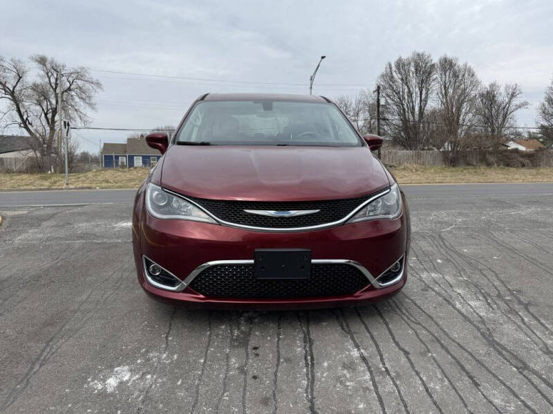 2018 Chrysler Pacifica Touring Plus