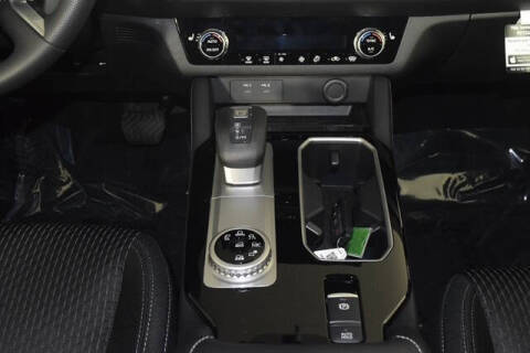 2025 Mitsubishi Outlander ES