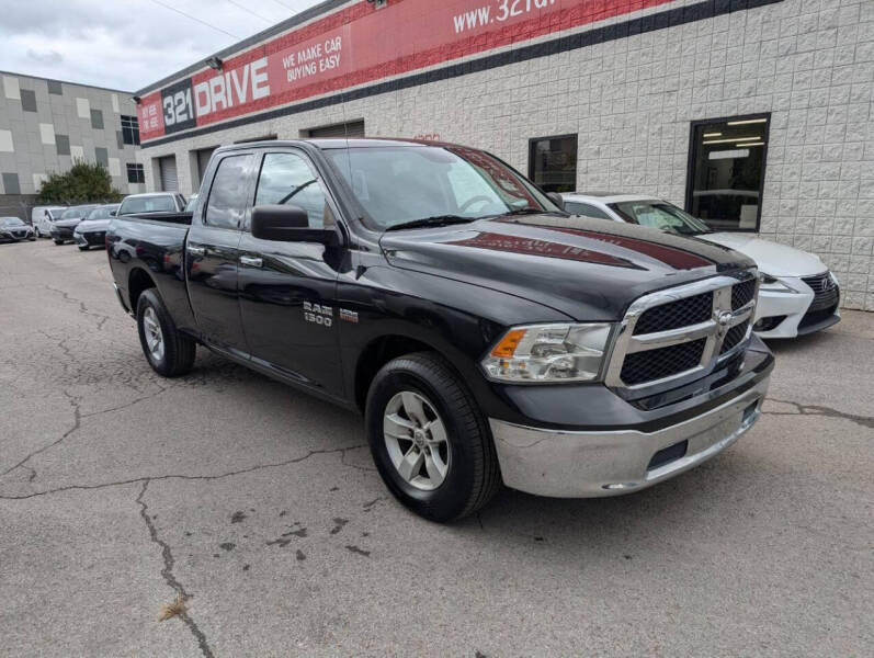2017 RAM 1500 SLT