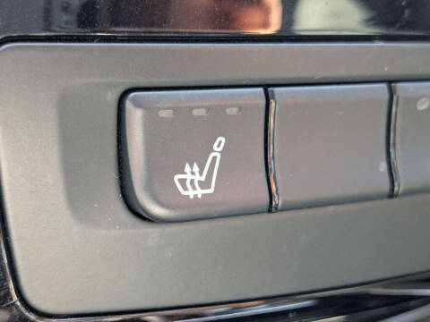 2018 Infiniti QX30 Essential