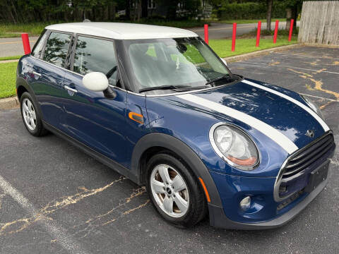 2017 MINI Hardtop 4 Door Cooper