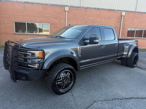 2019 Ford F-450 Super Duty Lariat