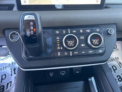 2020 Land Rover Defender 110 SE