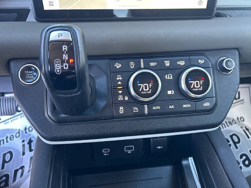 2020 Land Rover Defender 110 SE