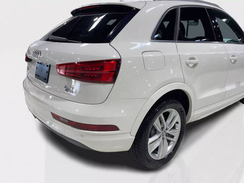 2017 Audi Q3 2.0T quattro Premium Plus