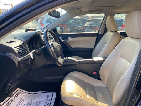2013 Lexus CT 200h