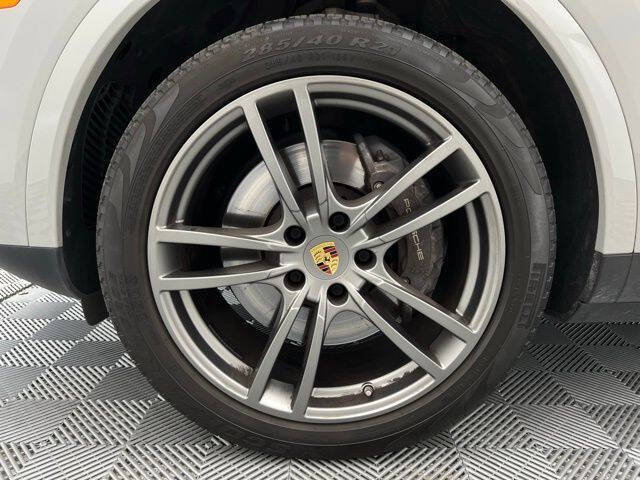 2022 Porsche Cayenne Coupe Platinum Edition