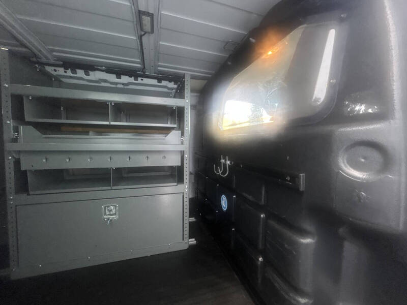 2017 Chevrolet Express 2500