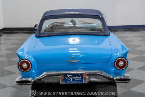 1957 Ford Thunderbird