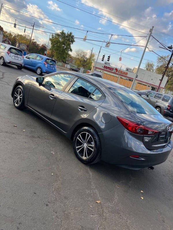 2015 Mazda MAZDA3 i Sport