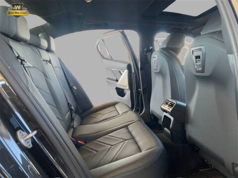 2025 BMW 5 Series 530i