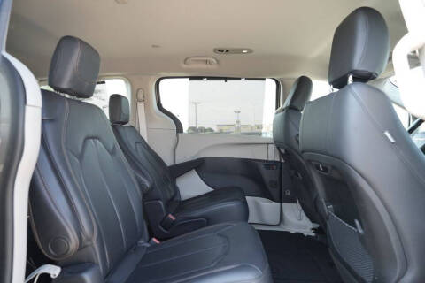 2018 Chrysler Pacifica Touring L