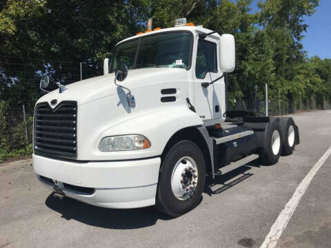 2007 Mack Vision