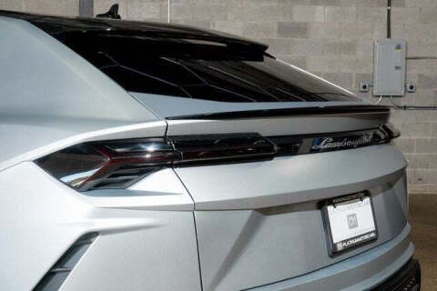 2022 Lamborghini Urus