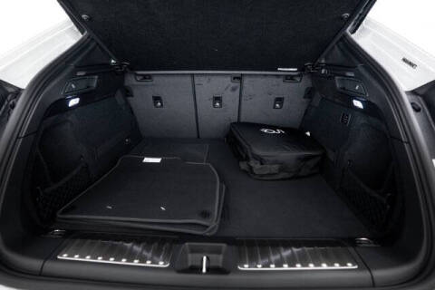 2025 Porsche Macan Turbo Electric