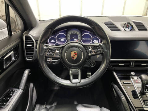 2021 Porsche Cayenne Turbo