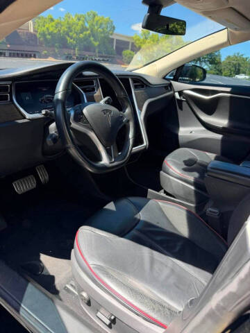 2013 Tesla Model S Performance