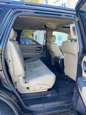 2013 Toyota Sequoia Limited