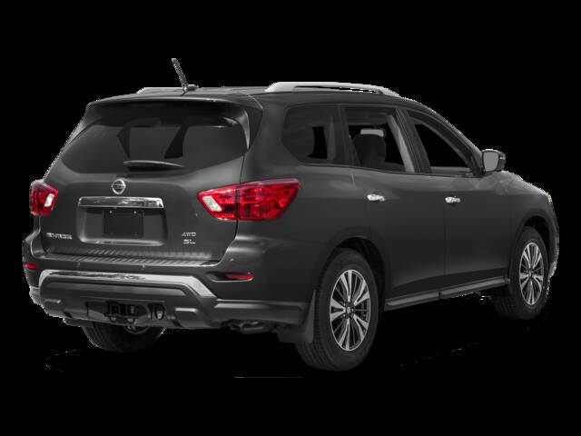 2017 Nissan Pathfinder SL