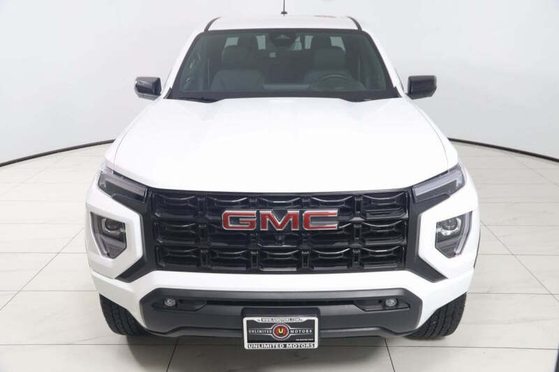 2024 GMC Canyon Elevation