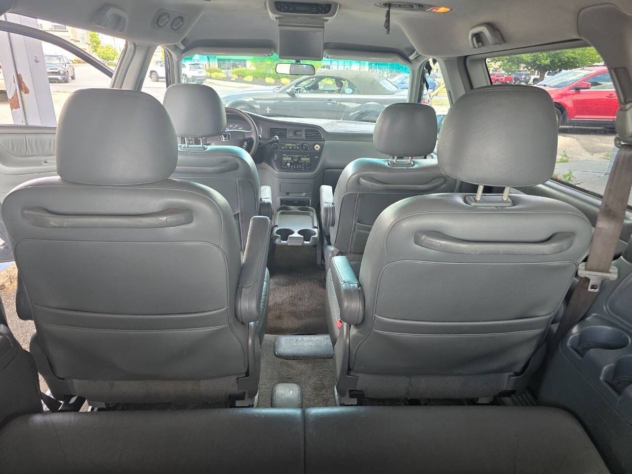 2003 Honda Odyssey for sale at QUEENSGATE AUTO SALES in York, PA