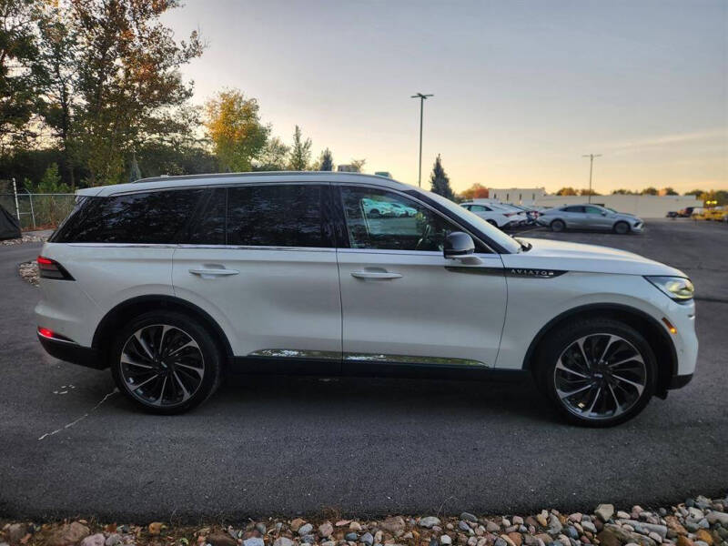 2022 Lincoln Aviator Reserve