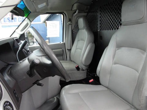 2014 Ford E-Series E-350 SD