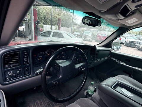 2005 Chevrolet Avalanche 1500 LS