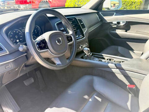 2020 Volvo XC90 T5 Momentum