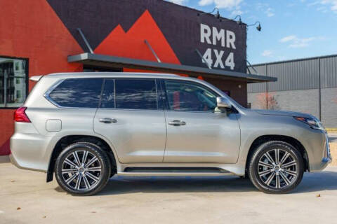 2021 Lexus LX 570 Three-Row